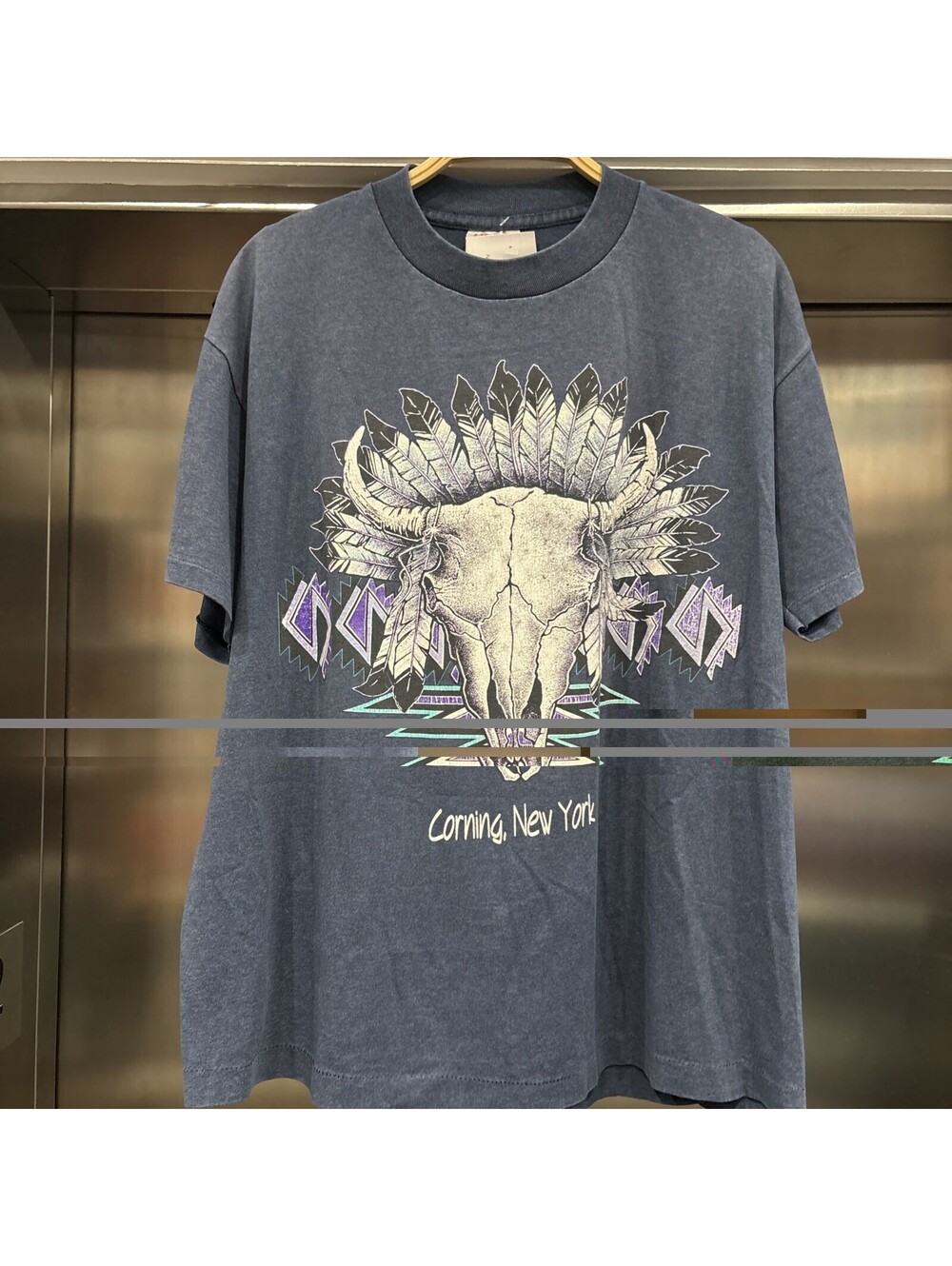 Vintage 90’s Navy Blue Aztec Bull Graphic T-Shirt